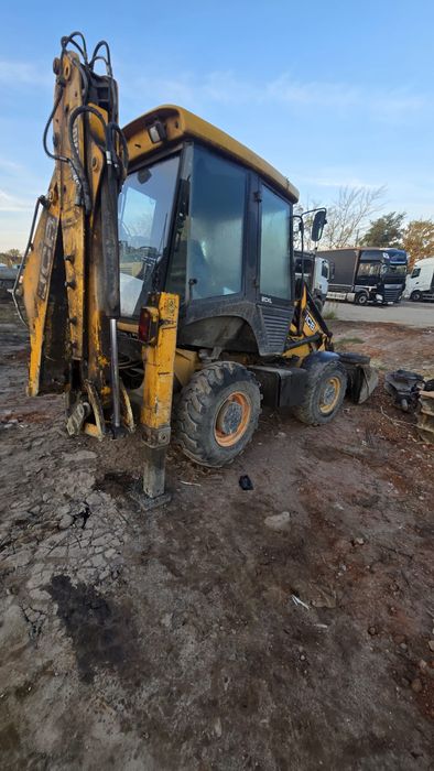 Koparko-ladowarka JCB 2CX W bD stanie
