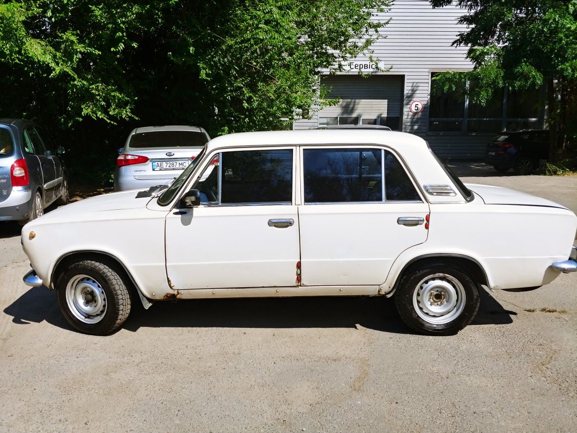 Продам ВАЗ 2101, гаражное хранение