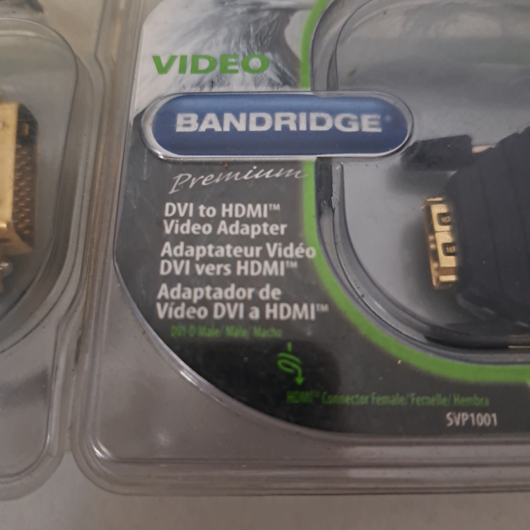 Adapter HDMI/DVI video.