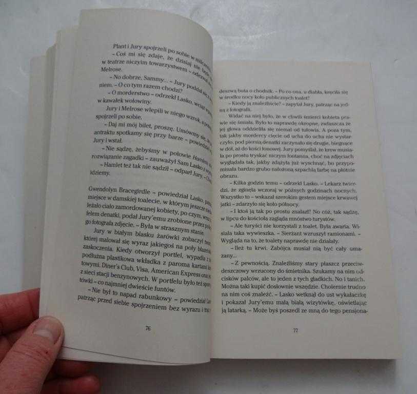 Pod Zawianym Kaczorem - Martha Grimes