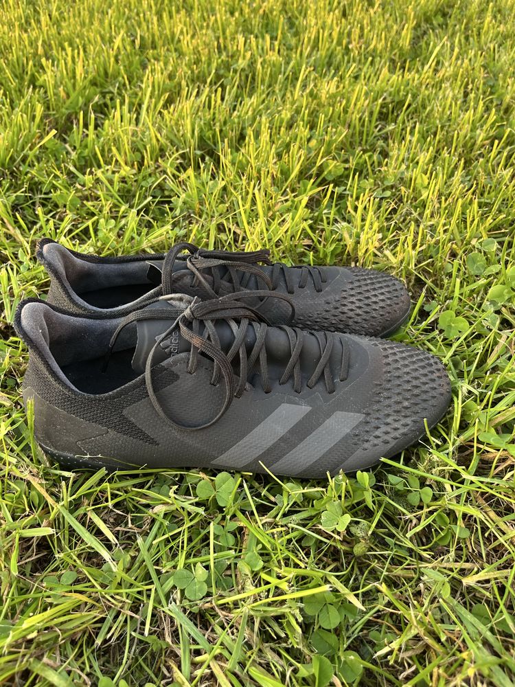 Adidas Predator  Art. RF 1630, rozmiar FR 40