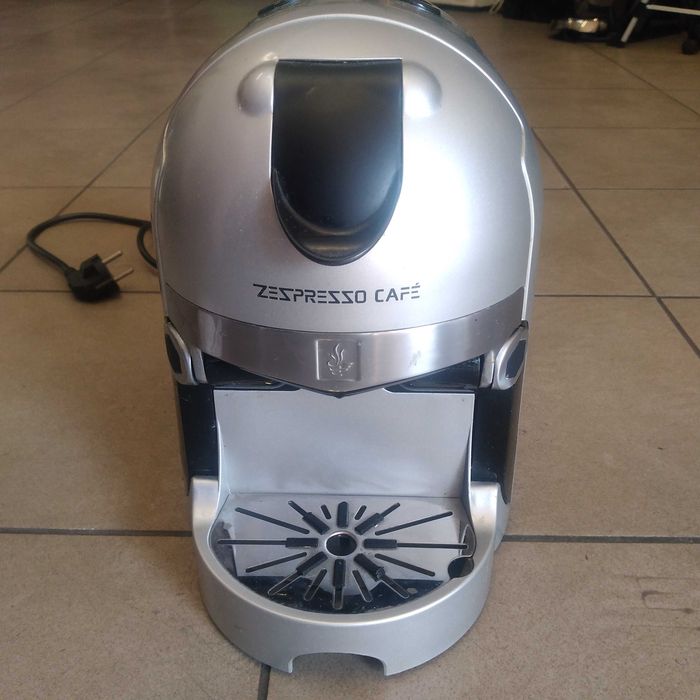 JAK NOWY - Ekspres do kawy na kapsułki /
Zachęcam do zakupu