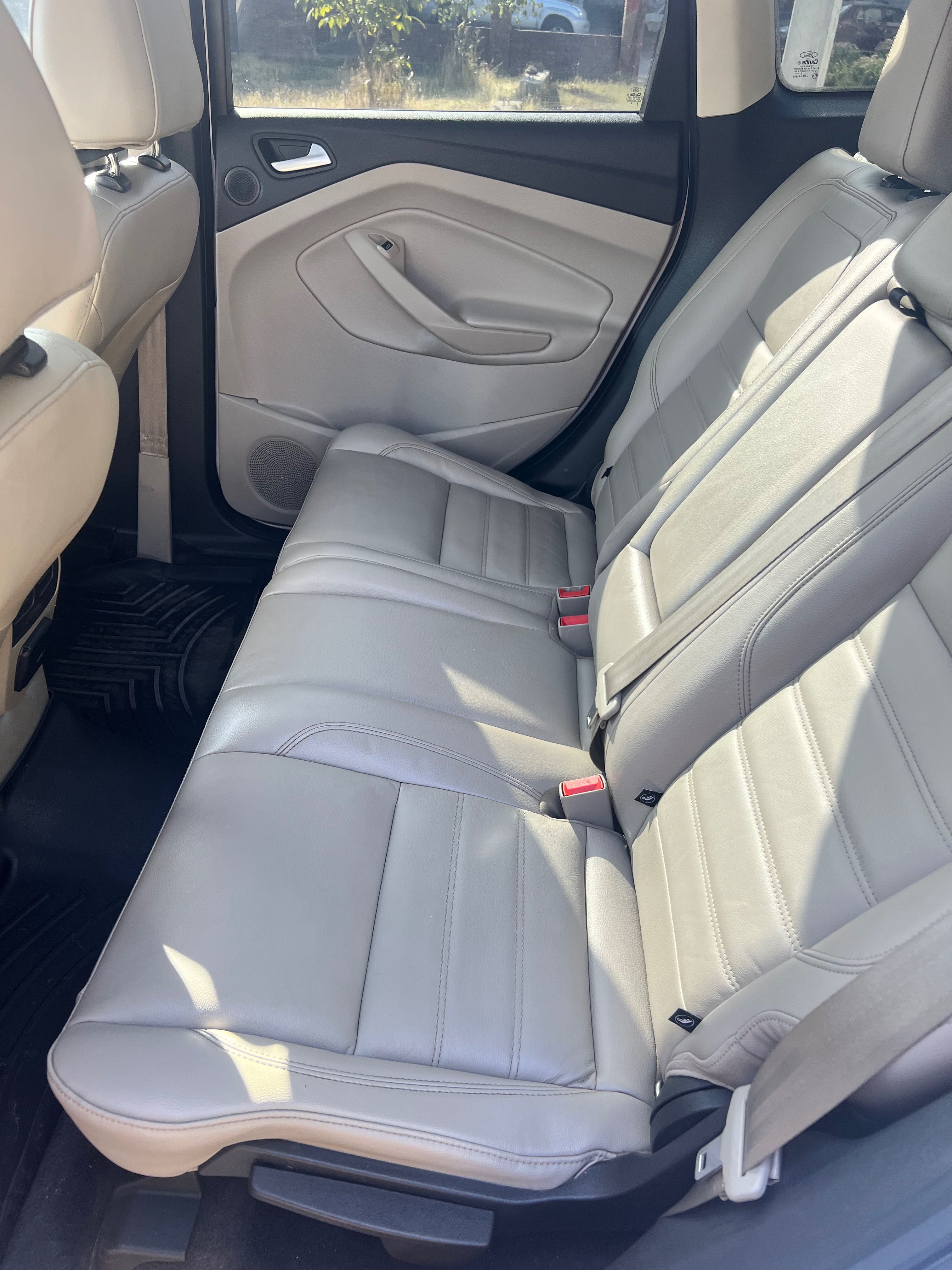 Продам авто Ford Escape