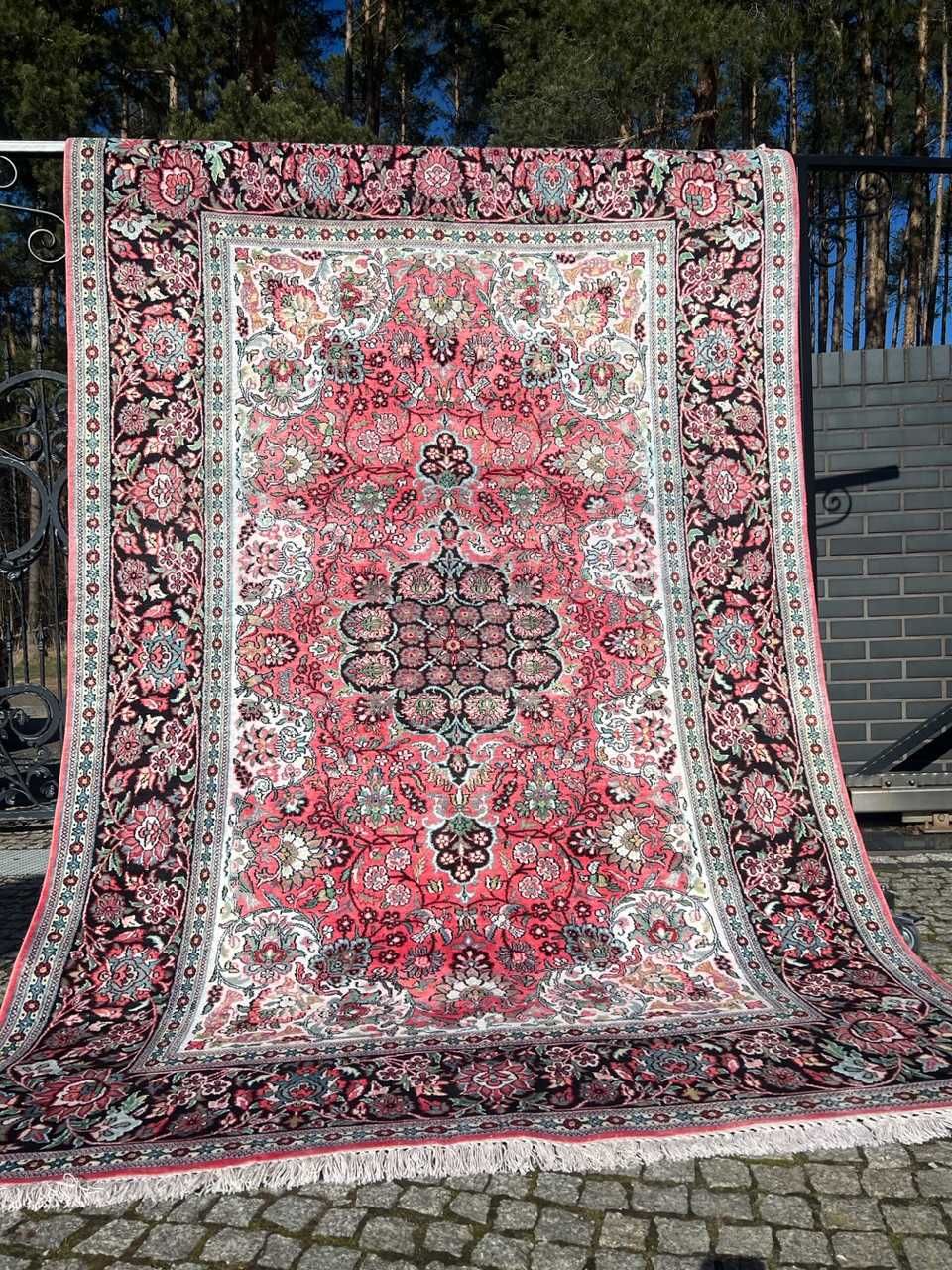 Nowy dywan perski jedwabny Ghoum 275x180 galeria 30 tys