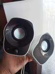 Colunas Logitech