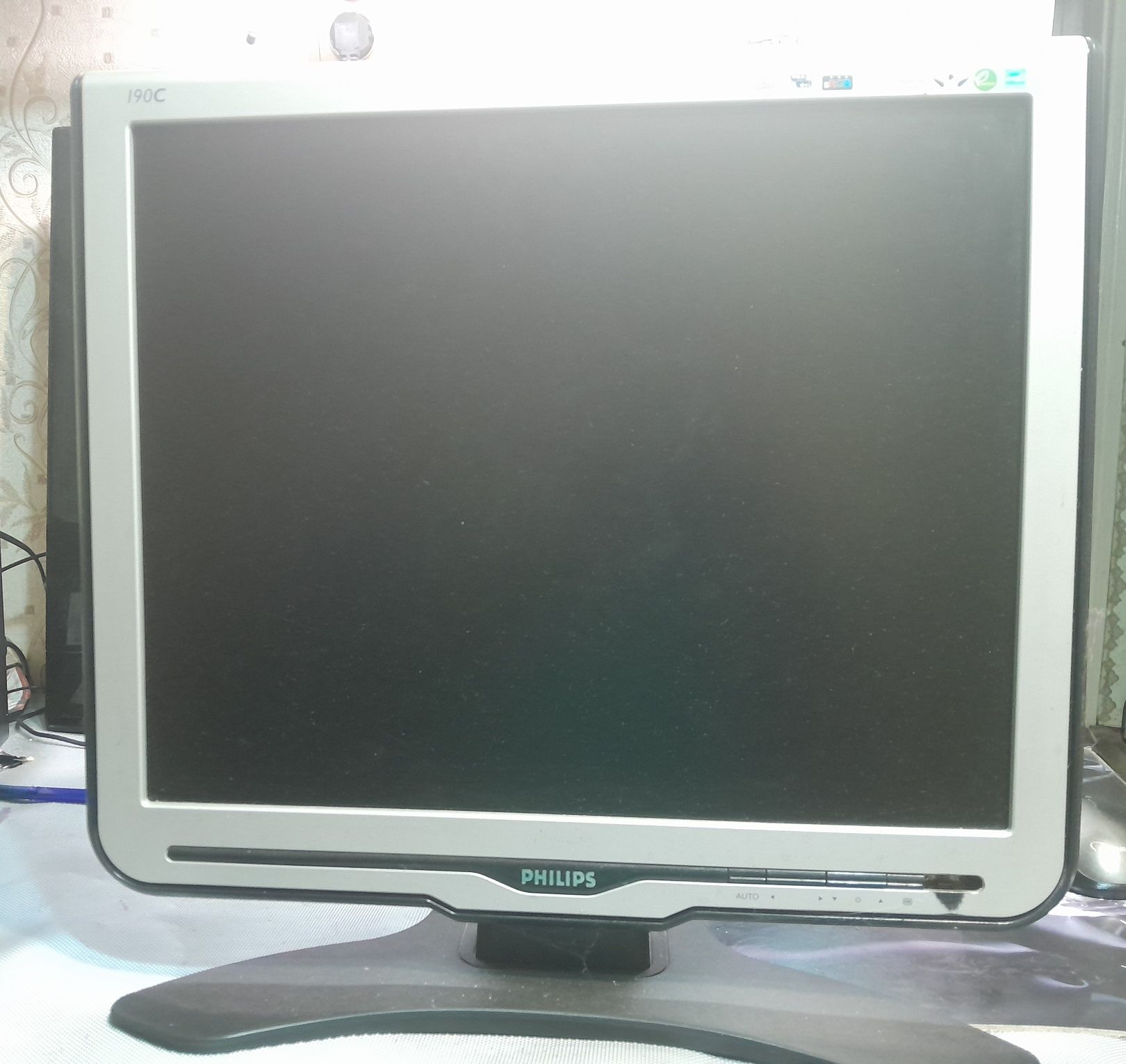 Продам монитор PHILIPS
