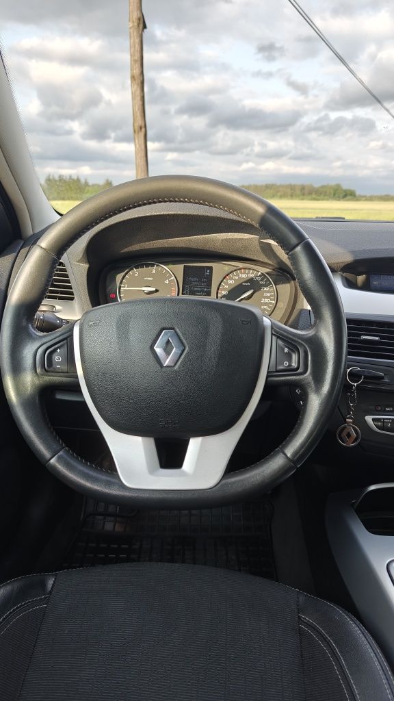 Renault laguna 3 2.0 130KM