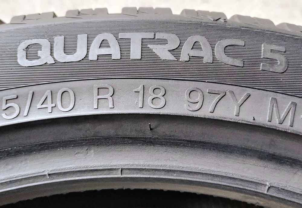 Шини зимові R18 245/40 Vredestein Quatrac 5