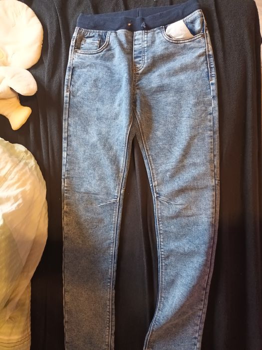 Wygodne spodnie na gumce ala jeans rozmiar 152 cm raz ubrane