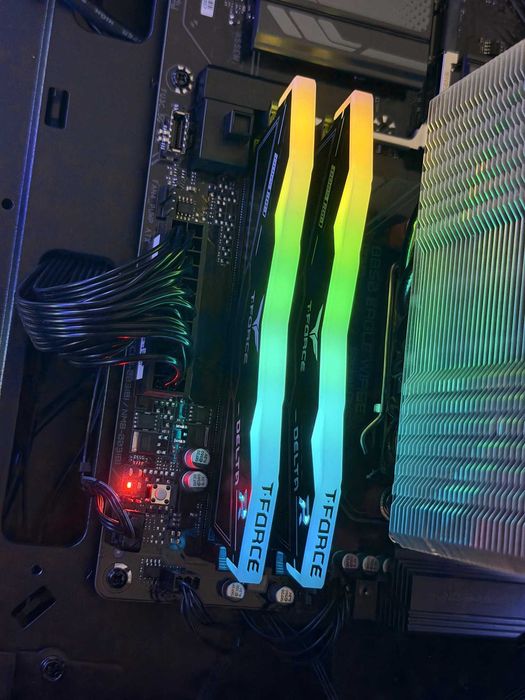 Pamięć RAM DDR5 Team Group 32GB (2x16GB) 6400MHz T-FORCE DELTA RGB