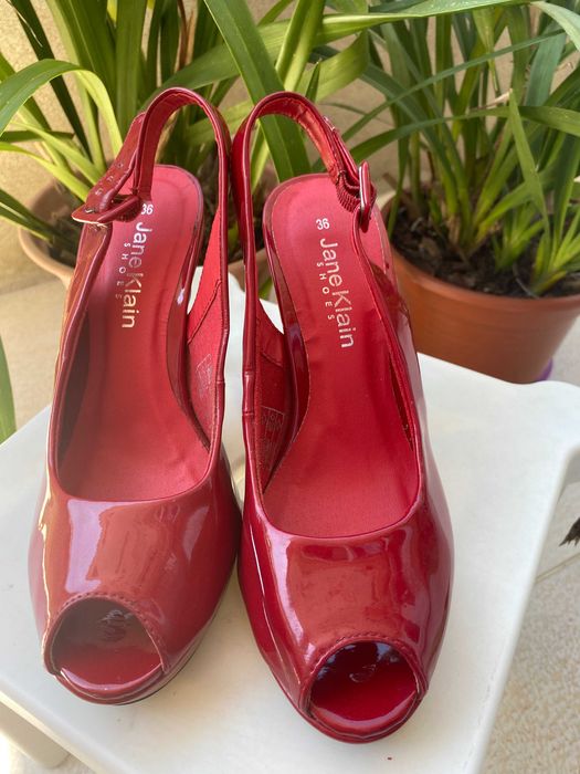 Sandálias de Salto Alto Vermelhas Jane Klain - Tamanho 36