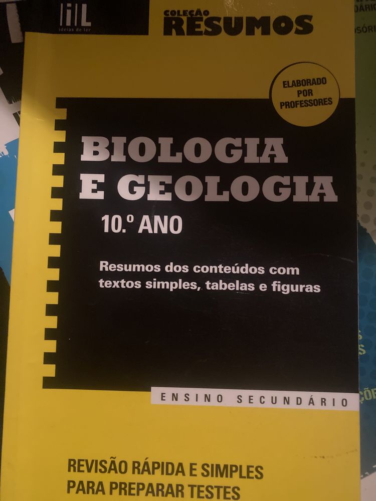 Livros de preparação para testes/ exame biologia e geologia