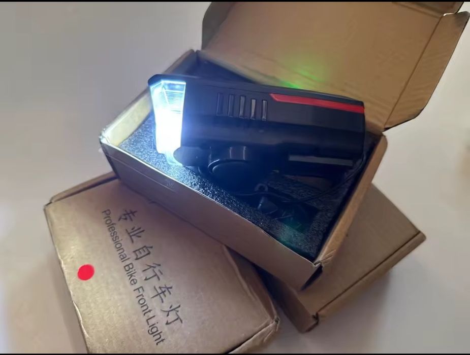 Фонарик для велосипеда