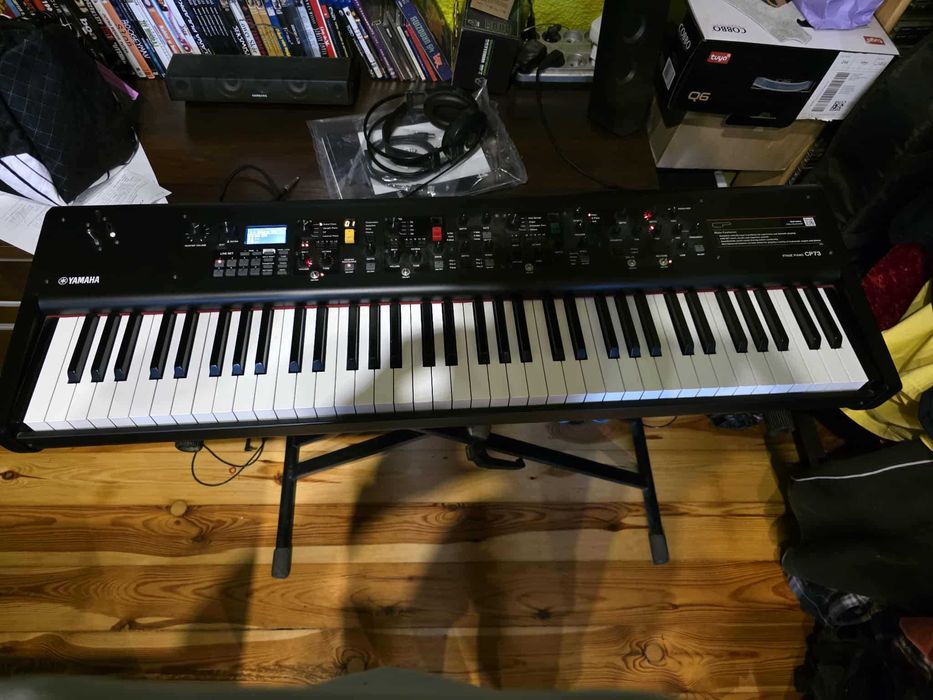 Yamaha CP73 + Case + Sustain pedal - Bardzo dobry stan!