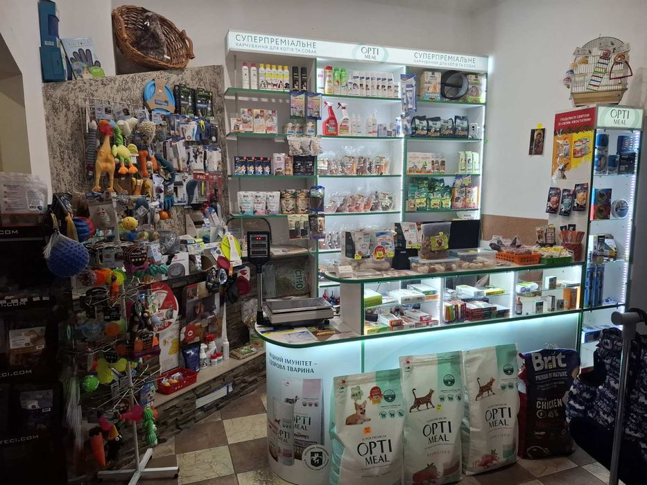 Продається торгова точка із зоотоварами
