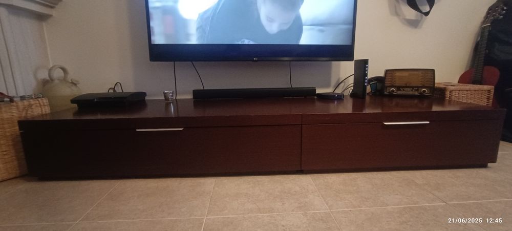Móvel TV + 2 prateleiras (oferta)
