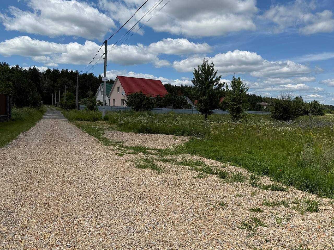 Продаж ділянки 25сот під забудову. Новий район.Поруч озеро, ліс.ID:113