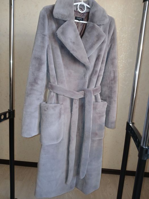 Пальто жіноче з еко-хутра