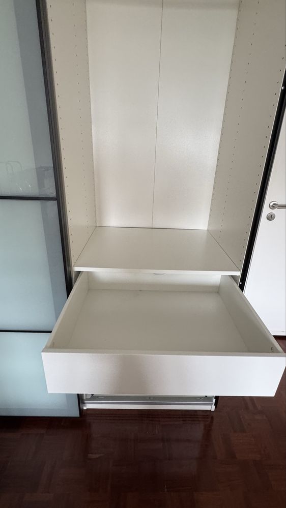 Roupeiro Pax Ikea