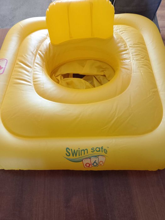 Fotelik kolo do nauki pływania  DLA NIEMOWLĄT 1+ SAFE - STEP A