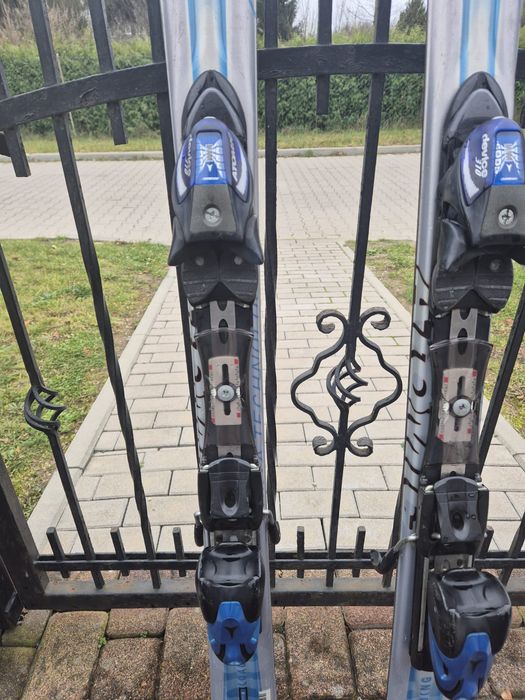 Narty ATOMIC 158 cm + kijki ATOMIC 120 cm