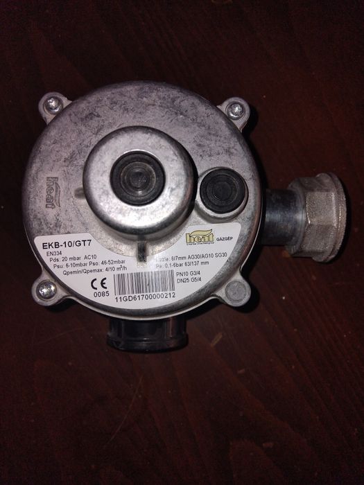 Регулятор тиску газу