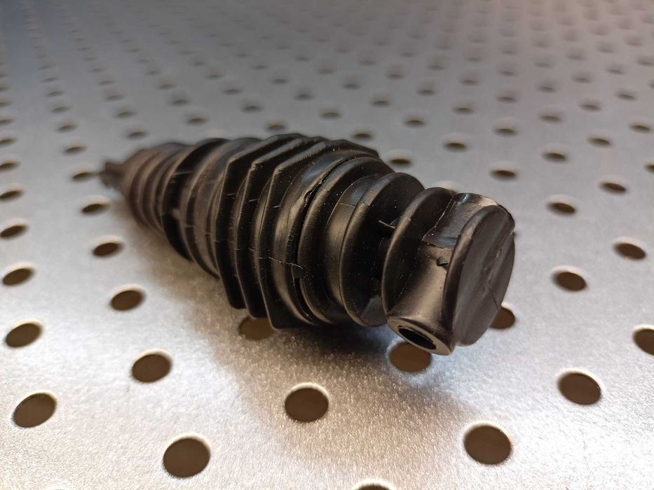 Odpowietrznik do kompresora 18mm wciskany odpowietrznik do sprężarki