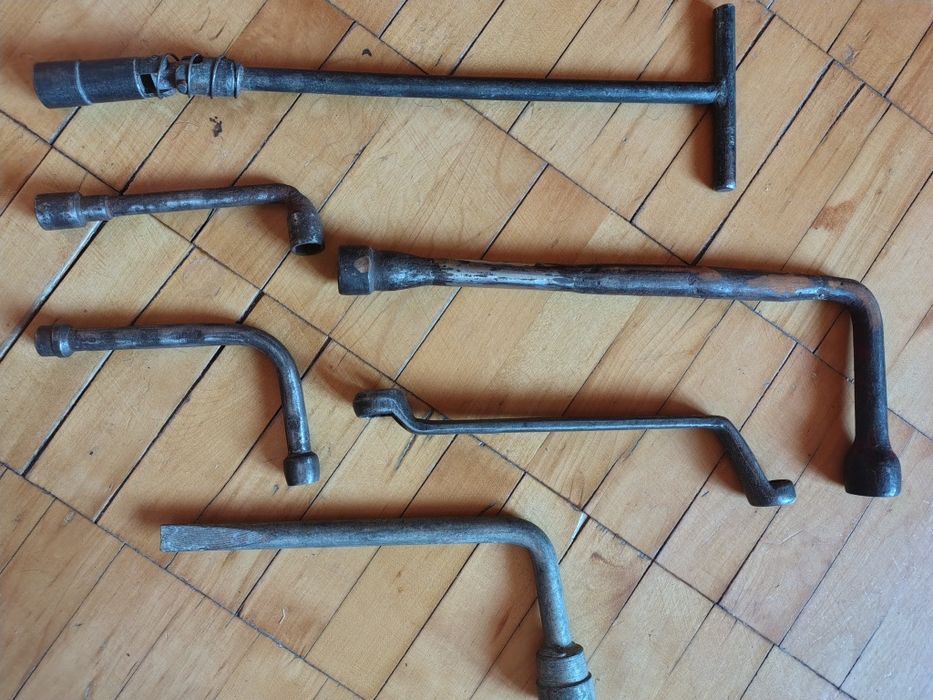 Ключик: Свечной, трубной, головковый, накидной