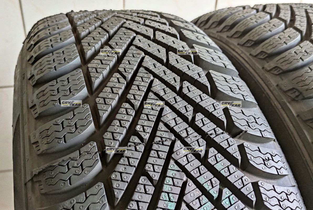 4x 185/65r15 Pirelli Winter Cinturato Tm E/B/66dB 3 lata gwar.