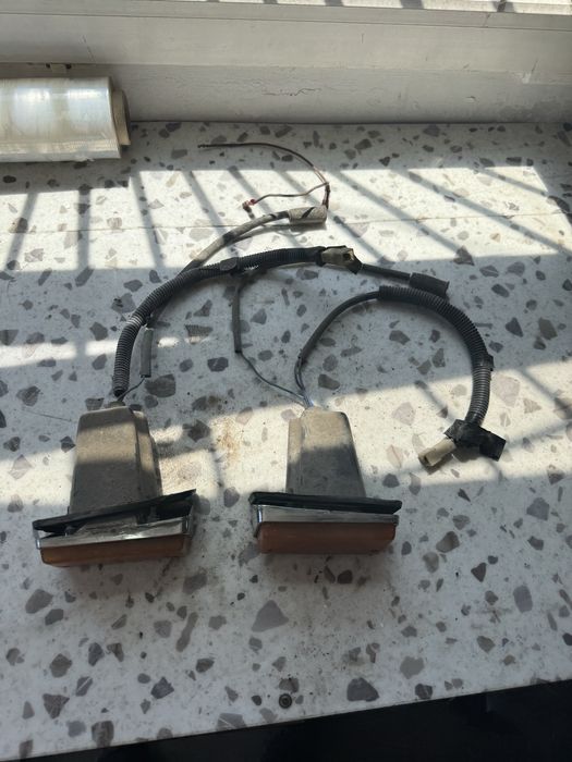 Продам задние фонари,подфарники на ВАЗ 2101/2102/21011/21013