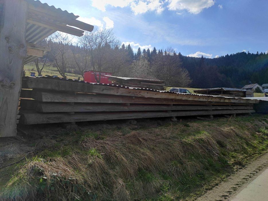 Drewno konstrukcyjne, bale, monolity