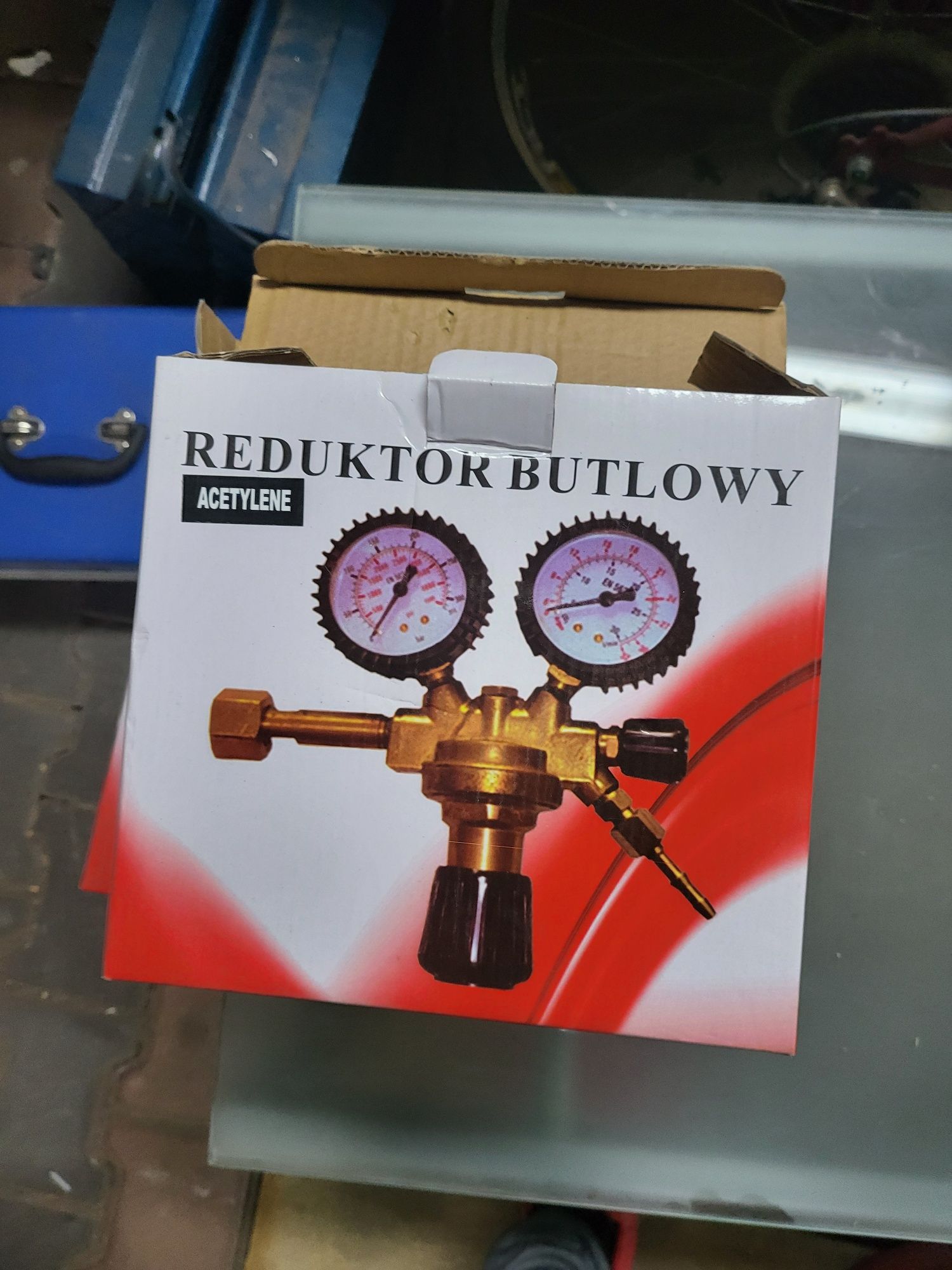 Zawór acetylen nowy