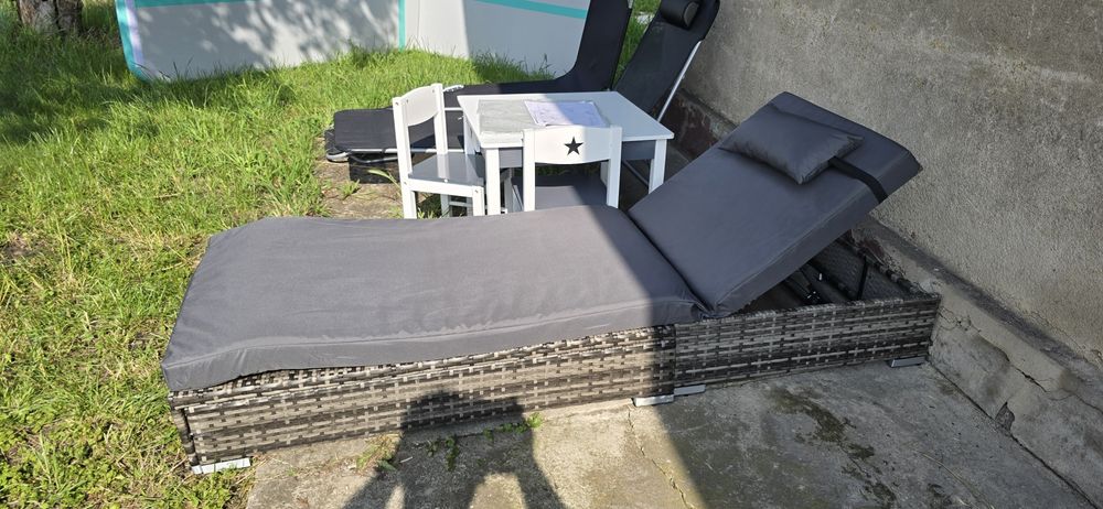 Leżak.ogrodowy ,wiklina, składany