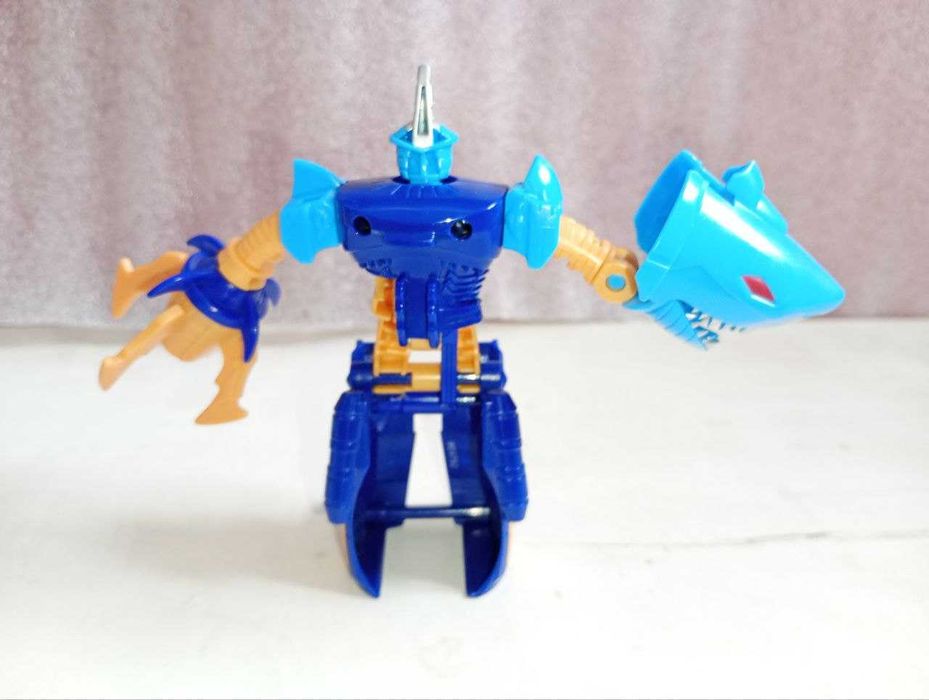Продам Трансформер 4ШТ HASBRO AULDEY Screechers