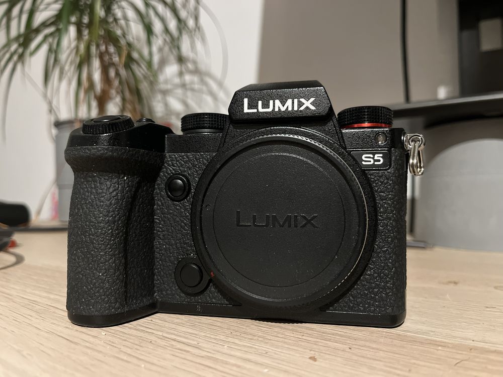 Lumix s5 body komplet + videomic go + zoom i oslonki na wiatr