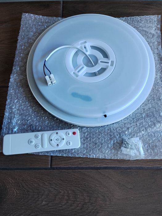 Plafon lampa LED płaska na pilota