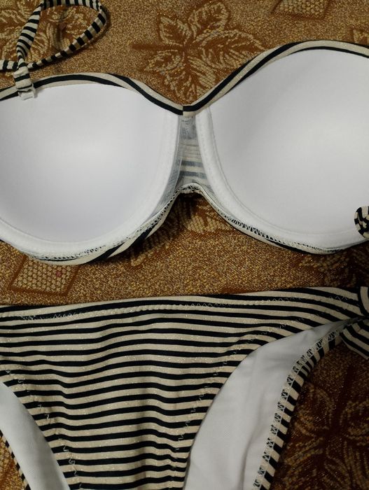 Купальник 40-42 розмір 200грн