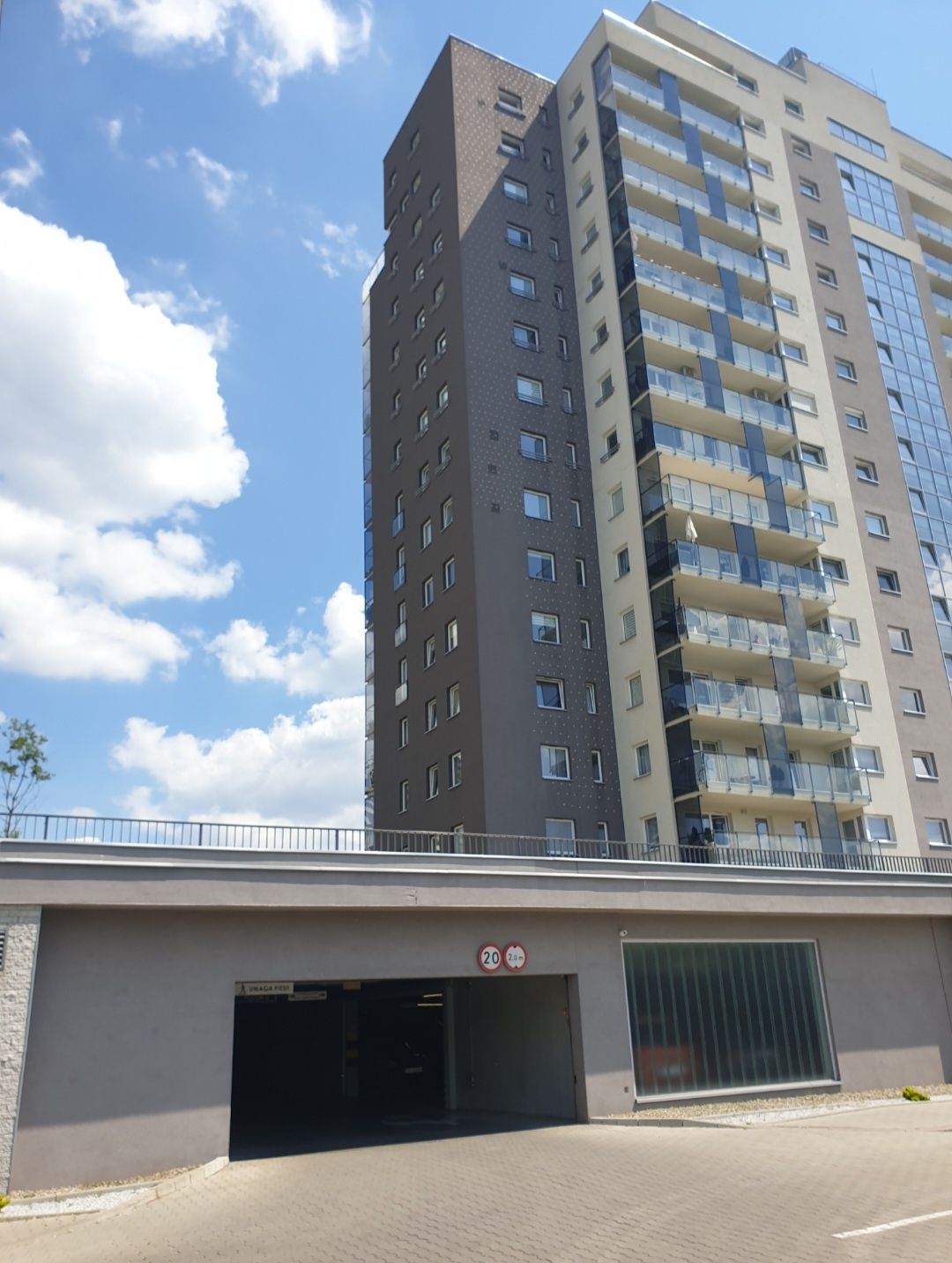 Do wynajęcia stanowisko garażowe Katowice 1000 lecia 24