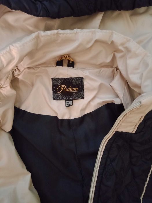 Куртка 48 розміру. Весна - осінь.