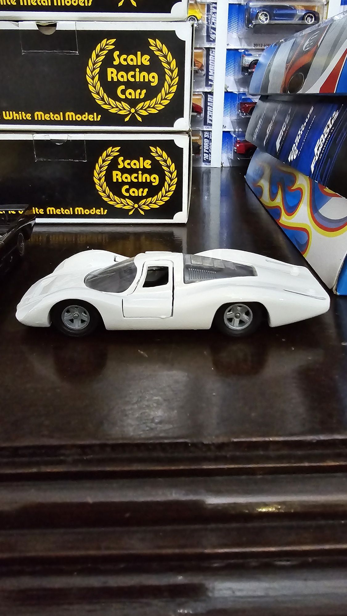 Miniatura Porche sólido