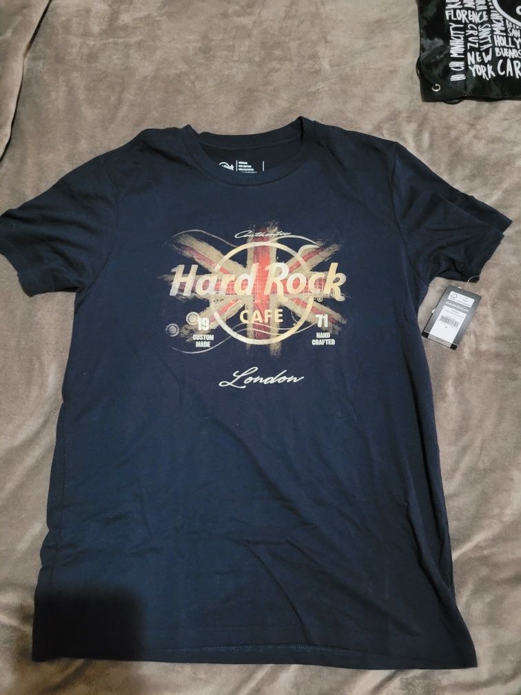 T-Shirt Hard Rock Cafe NOVAS