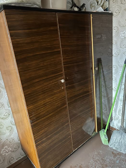 Віддам безкоштовно шафи. Самомивіз.