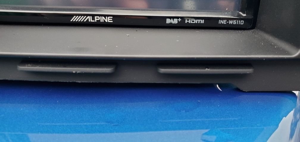 АLPINE  солідна автомагнітола привезено з Німеччини в ідеальному ст