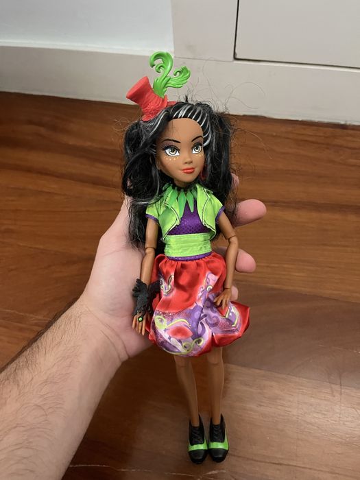 Bonecas descendetes disney