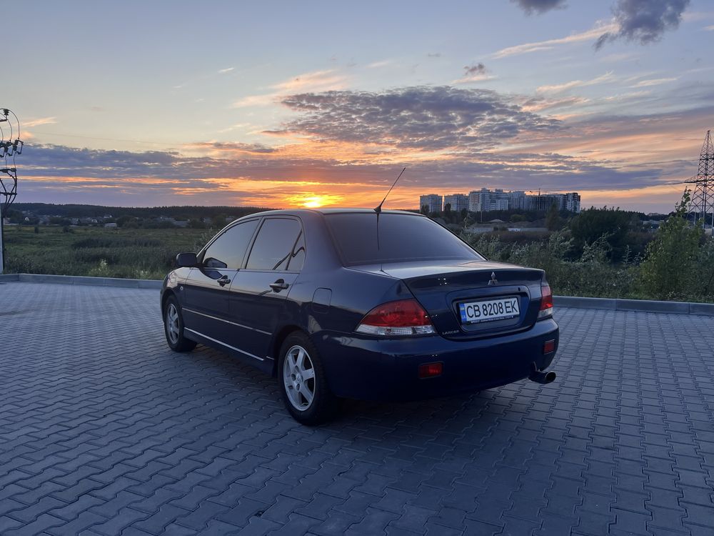 Mitsubishi lancer 9