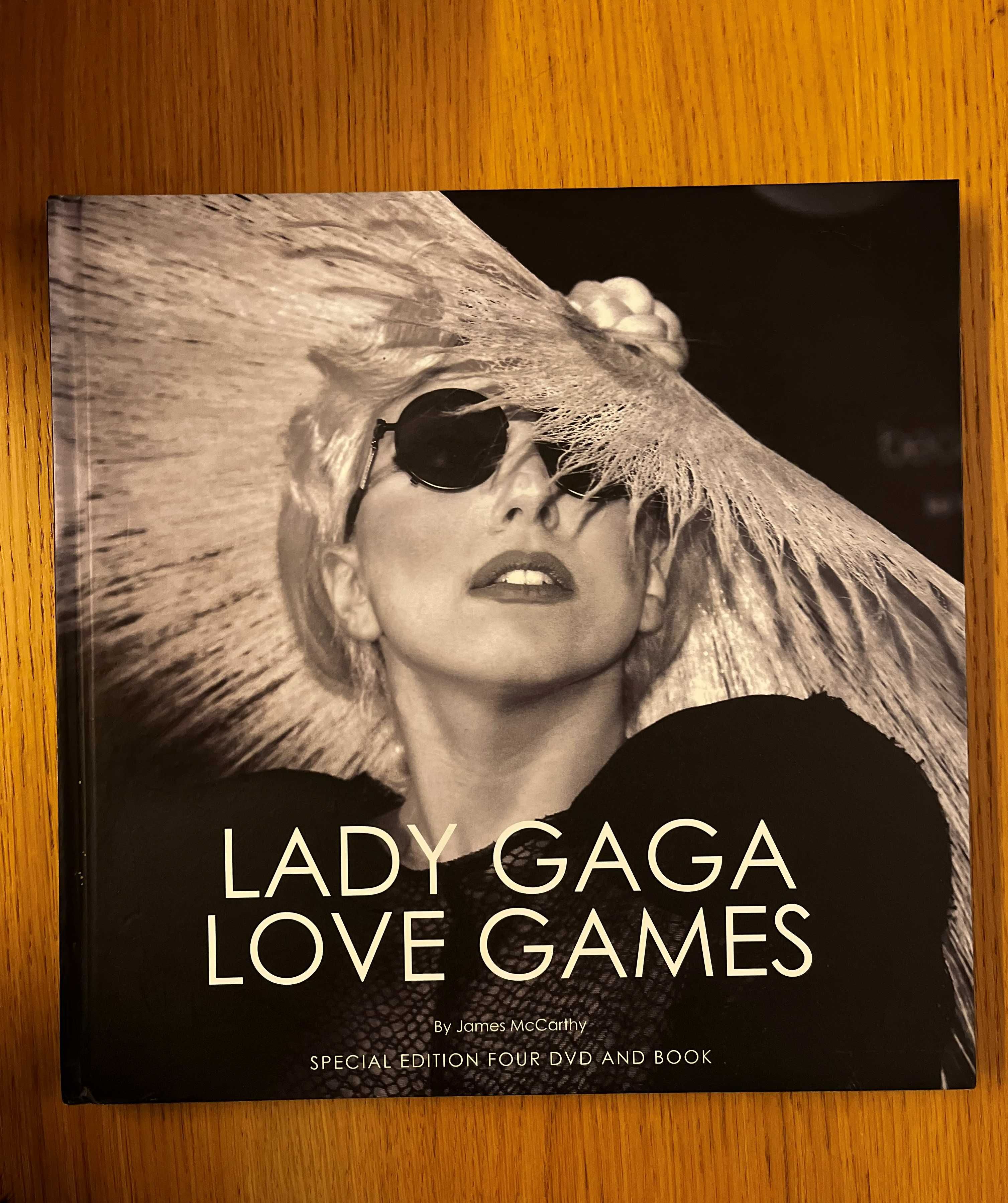 Livro “Lady Gaga - Love Games”