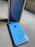 sprzedam Iphone XR 64GB