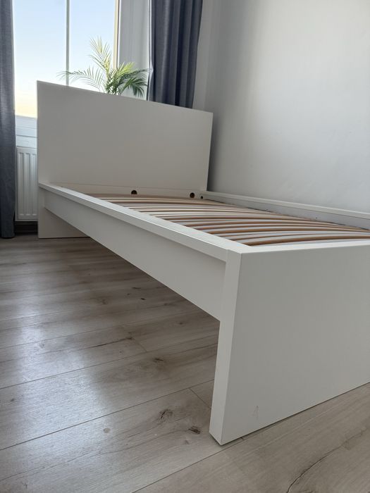 Rama łóżka MALM IKEA 140x200, +materac 120x200