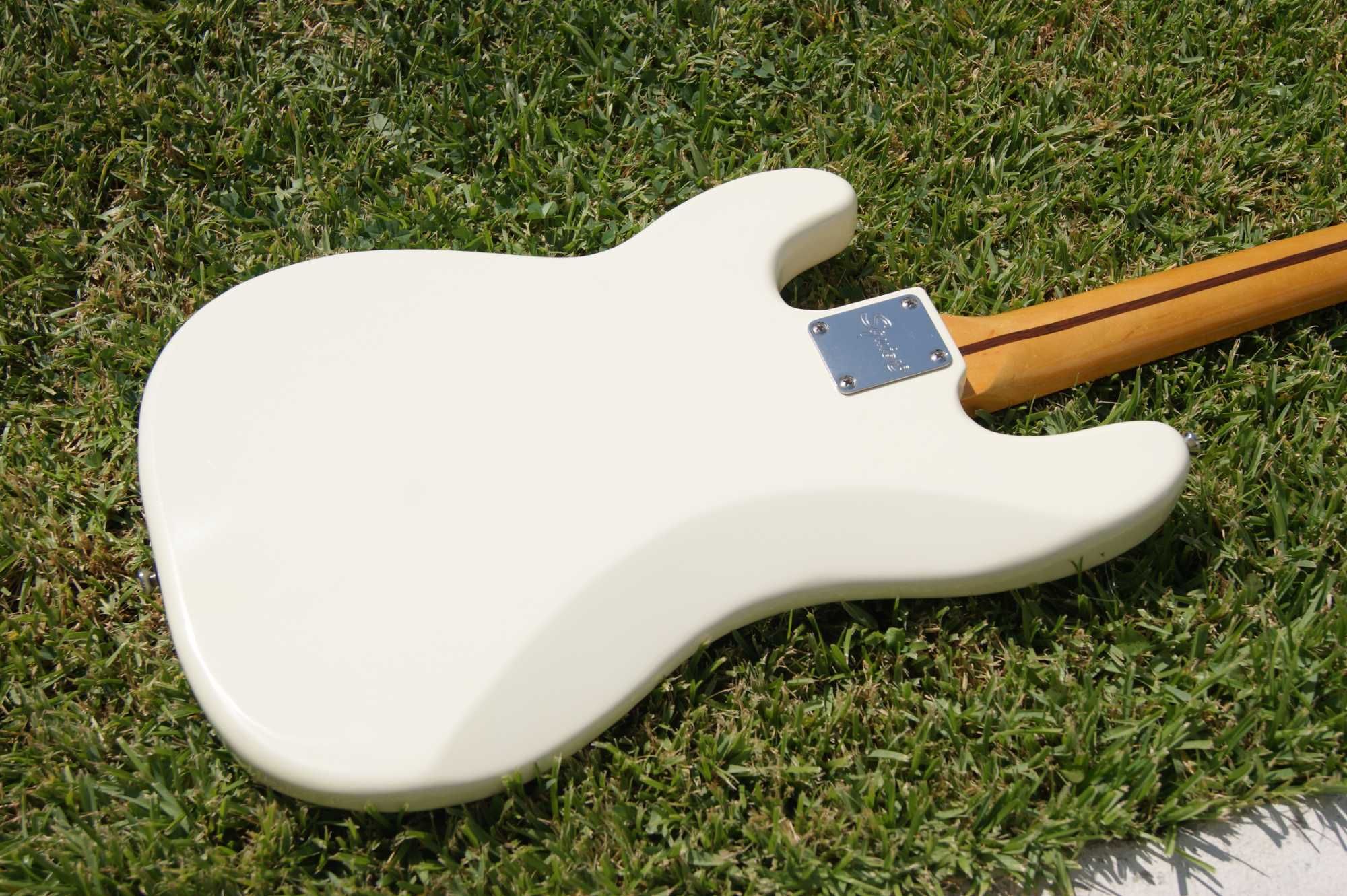 Squier Classic Vibe 60s - Baixo Precision