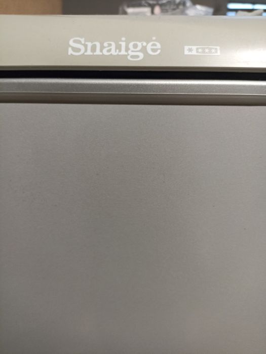 Холодильник Snaige FR 240
